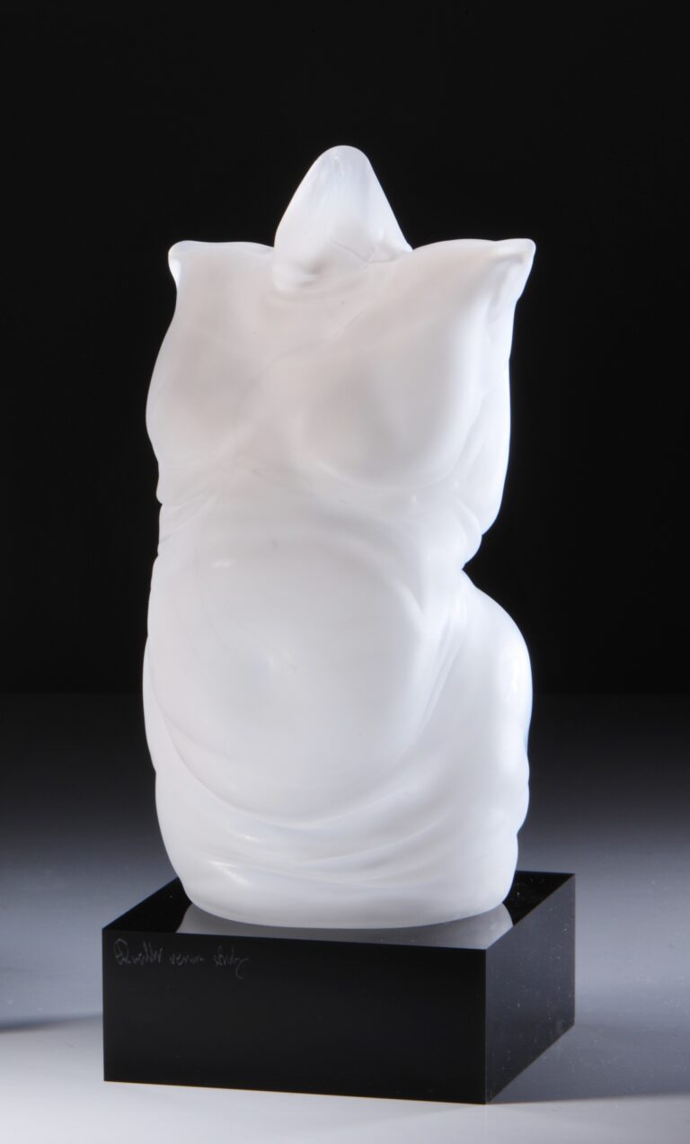 Elliot Walker Sculpture 10