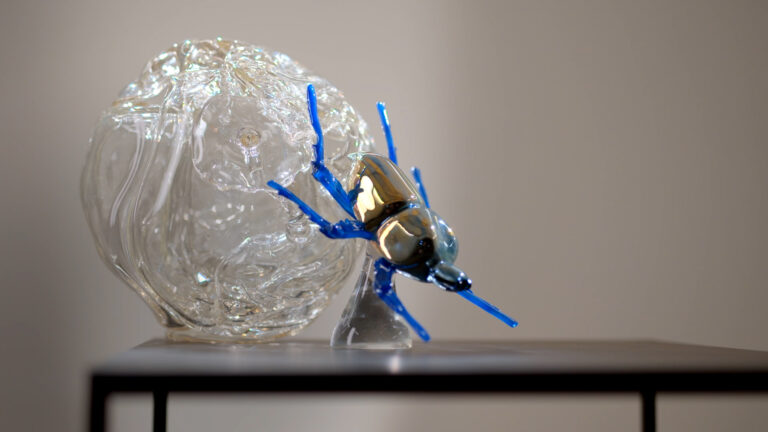 Elliot Walker Blown Away Series Sculpture Image 4